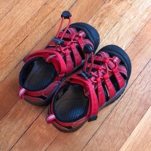Boys Keen sandal/shoes, size US 11